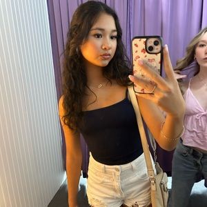 Meet your Posher, Raiah